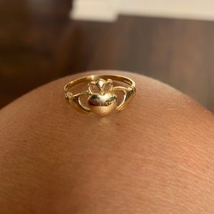 14k Gold Irish Claddagh ring